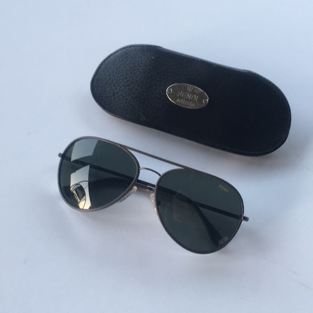 ⭐️AUTHENTIC FENDI aviators